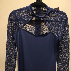 EUC EXPRESS NAVY BLUE LONG SLEEVE LACE